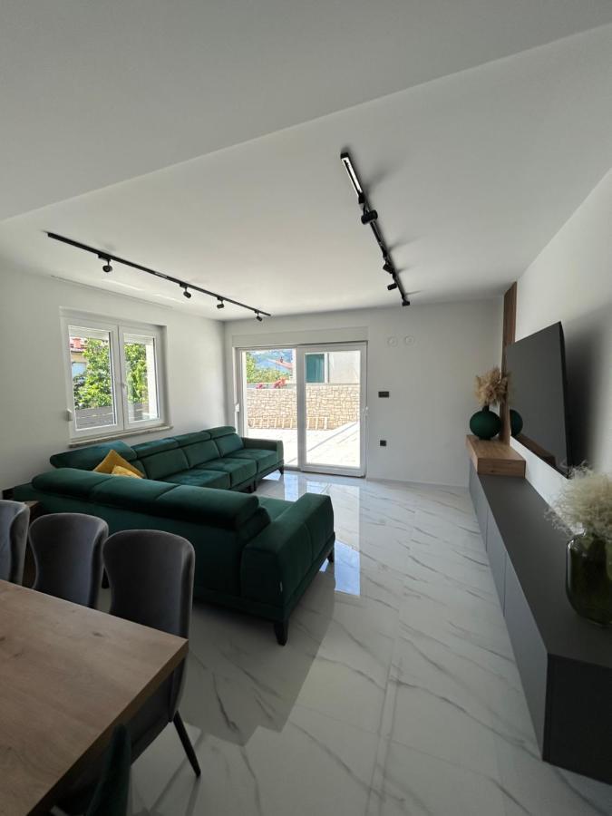 Villa Kety バスカ エクステリア 写真